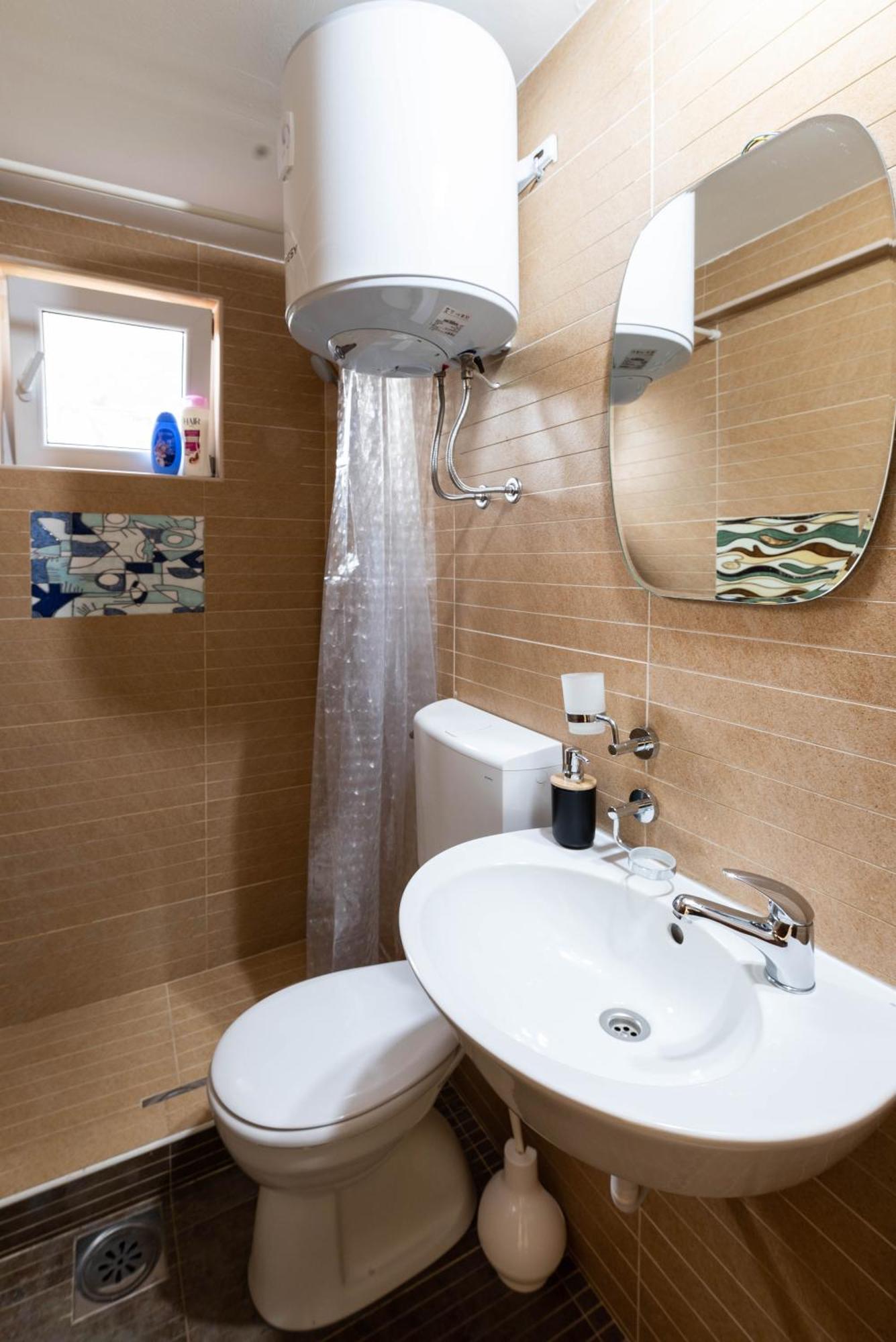 Studio Apartment Cudo Nevidjeno Karuc Exterior photo